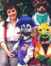 Load image into Gallery viewer, KIDS UNDER THE UMBRELLA TREE KIDS SHOW 10 EPISODES VERY RARE 1986-1993 (2 DVD ISO Set)