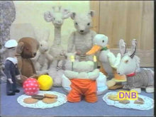 Load image into Gallery viewer, OLD BEAR STORIES 31 EPISODES KIDS SHOW 2 DVD ISO SET 1993-97
